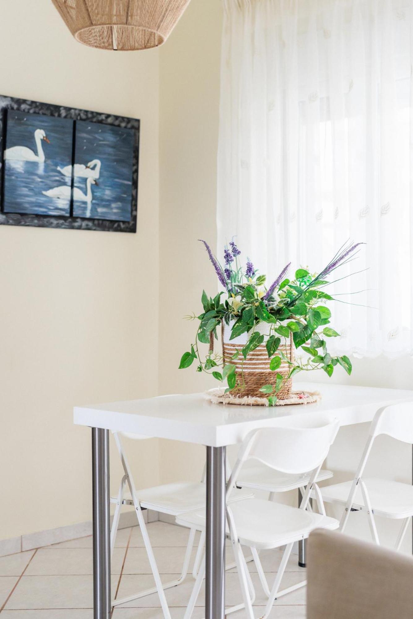Apartment Next To The Sea Паралия Дионисиу Екстериор снимка